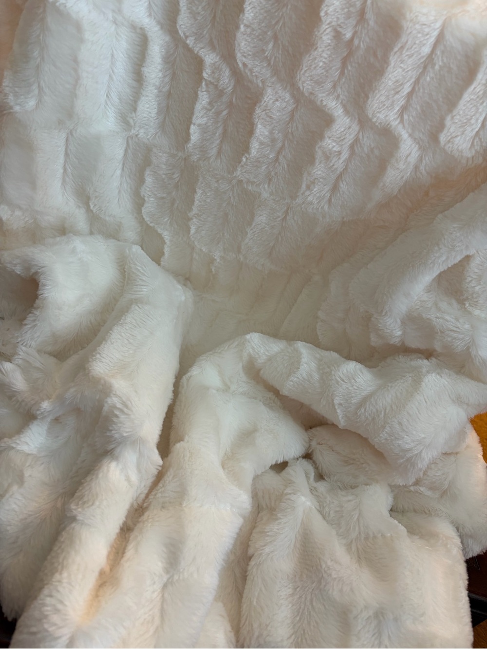 Plush Cozy Throw Blanket in Cream — Ultra-Soft Comfort - Picture 2 of 6